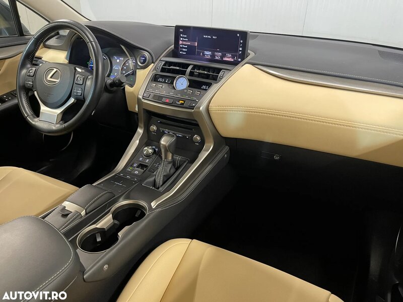 Lexus Seria NX